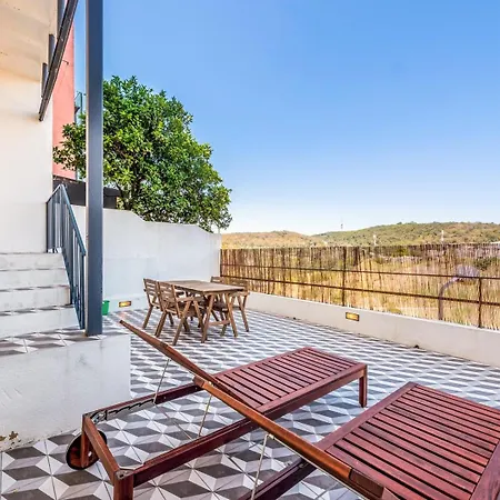 Guestready - Mosaic Terrace Апартаменты Лиссабон